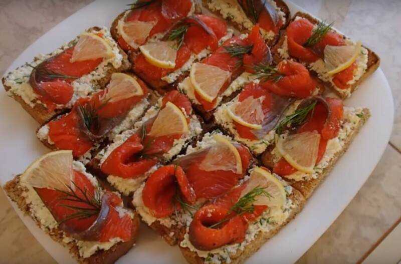 Бутерброды на праздничный стол с красной рыбой — самые вкусные варианты