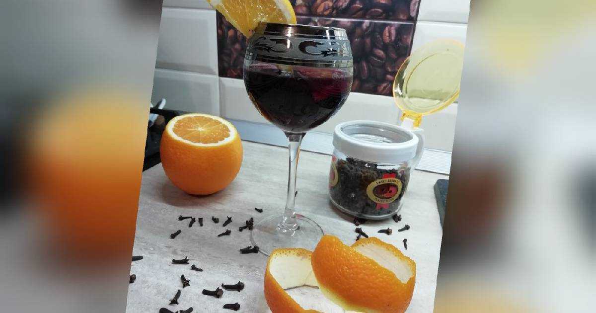 Глинтвейн с белым вином – рецепт c яблоками, апельсином, медом и фото