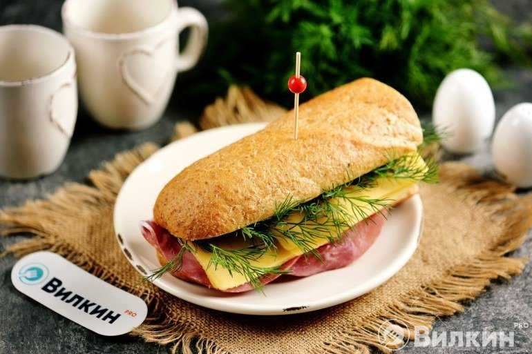 Бутерброды с ветчиной – быстро, сытно, вкусно. лучшие рецепты простых и горячих бутербродов с ветчиной и сыром, овощами, зеленью и многие другие - автор екатерина данилова