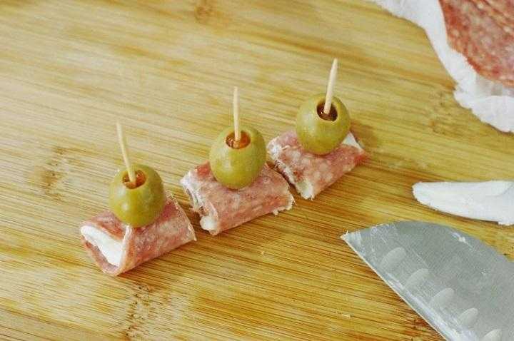 Простые и вкусные канапе с сыром рецепт с фото 2019 пошагово