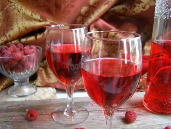 Вино из красной рябины в домашних условиях: 3 простых рецепта