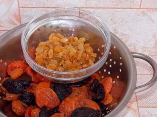 Компот из абрикосов на зиму — простые рецепты компота с косточками и без косточек