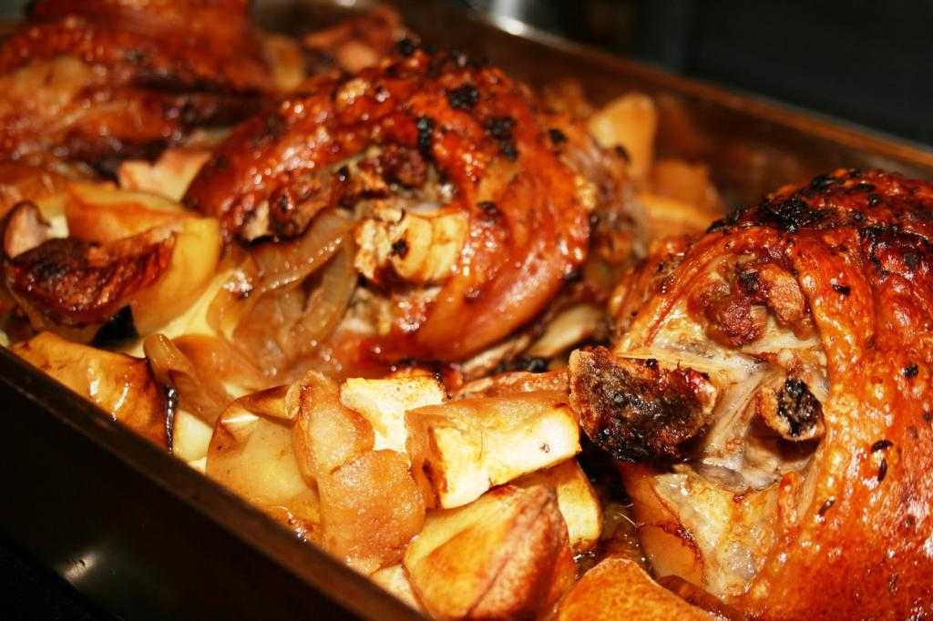 Мясо «гармошка» из свинины — вкусные рецепты праздничного блюда