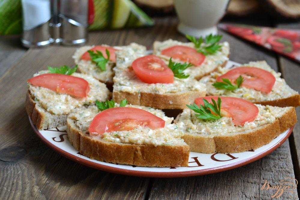Легкие бутерброды с сыром и креветками рецепт с фото пошагово и видео - 1000.menu