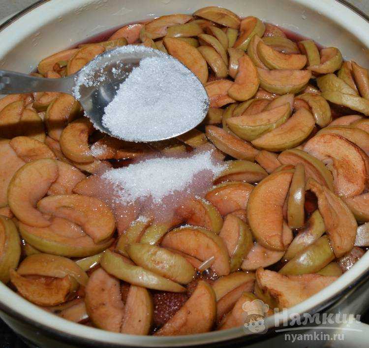 Польза компота из сушёных яблок и рецепт приготовления