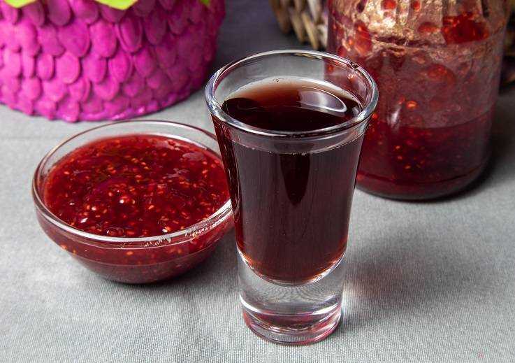 Джин на малине – рецепт настойки на водке, спирте и самогоне