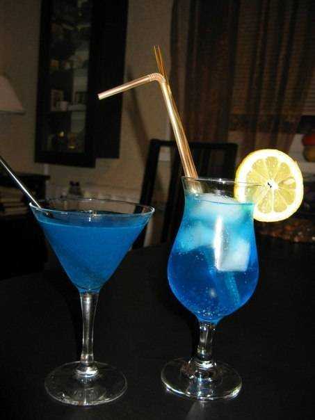 Рецепты безалкогольных коктейлей голубого цвета