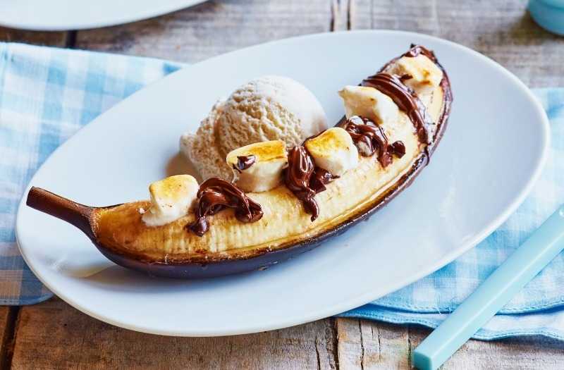 Бананы в шоколаде на палочке: 13 рецептов с фото, как сделать дома