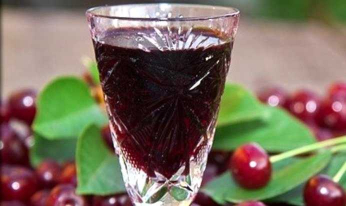 Настойка из вишни на водке в домашних условиях рецепт с фото пошагово - 1000.menu