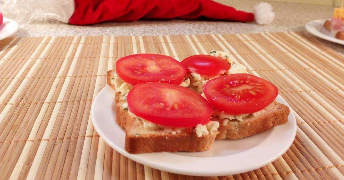 Недорогие бутерброды на праздничный стол: 20+ простых рецептов с фото