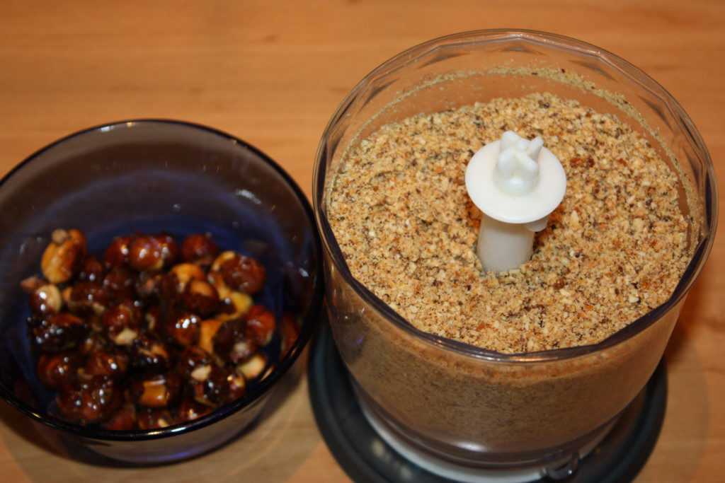 Пралине для торта: пошаговый рецепт из фундука, миндаля, кокоса, фисташки с фото