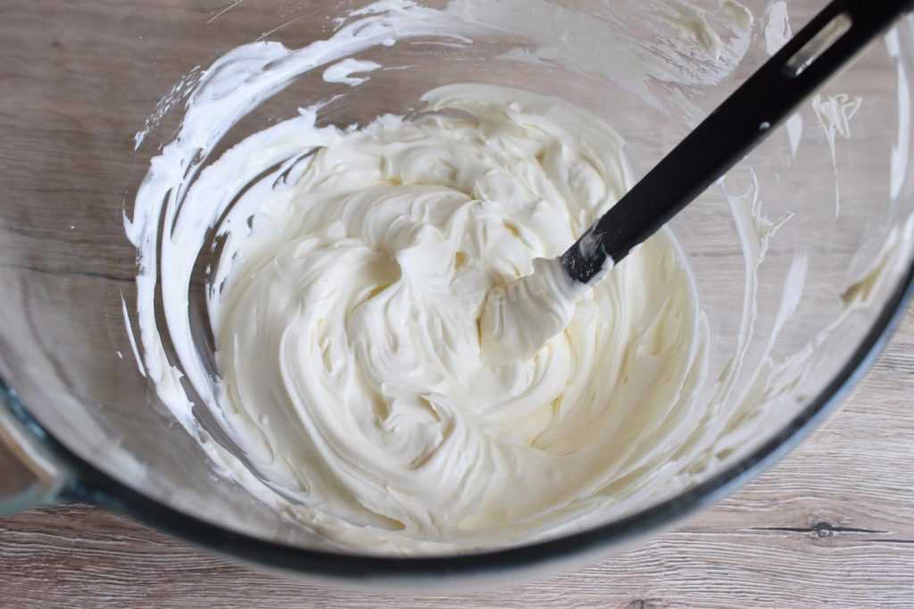 Крем с желатином - как вкусно готовить сметанный, белковый, сливочный или творожный