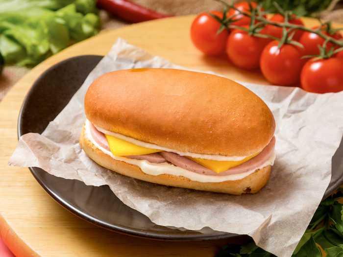 Недорогие бутерброды на праздничный стол: 20+ простых рецептов с фото — самый смак
