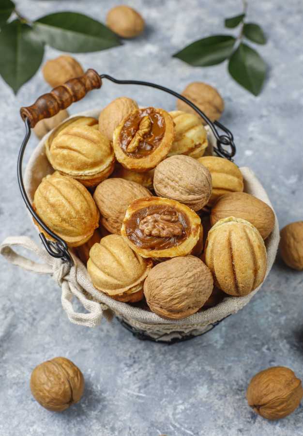 Мамин рецепт лесных орехов в сахаре с фото пошагово