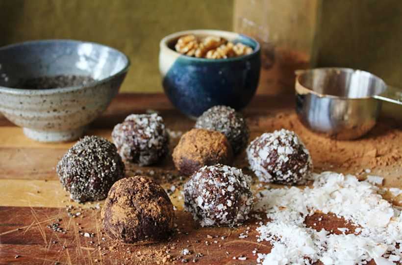 Сыроедческие натуральные сладости - конфеты ириски. рецепт с фото