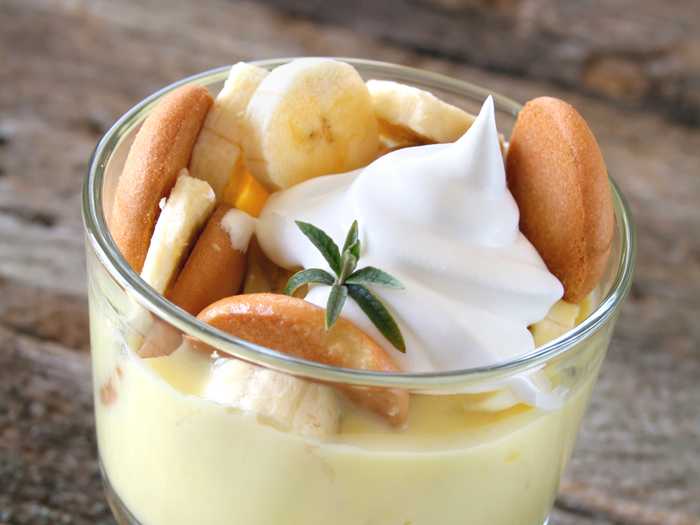 Десерт из творога с бананами