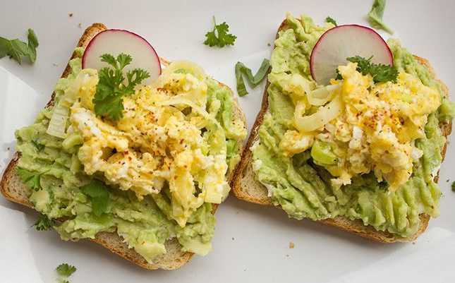 Бутерброды с авокадо — 18 домашних вкусных рецептов приготовления