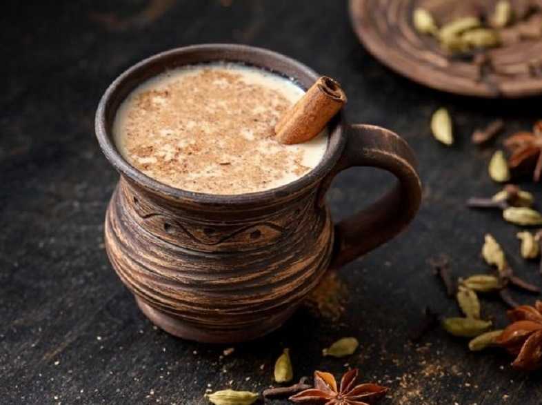 Напиток, который творит чудеса: что такое чай масала и как его правильно заваривать?