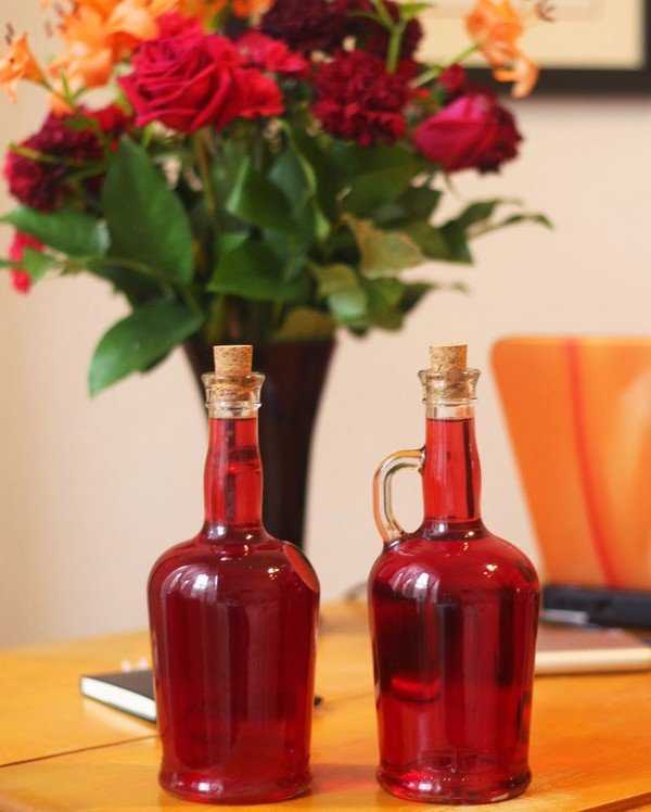 Смородиновое вино – рецепты приготовления из красной и черной ягоды