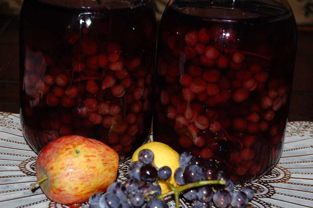 Компот из винограда и яблок: золотые рецепты с фото