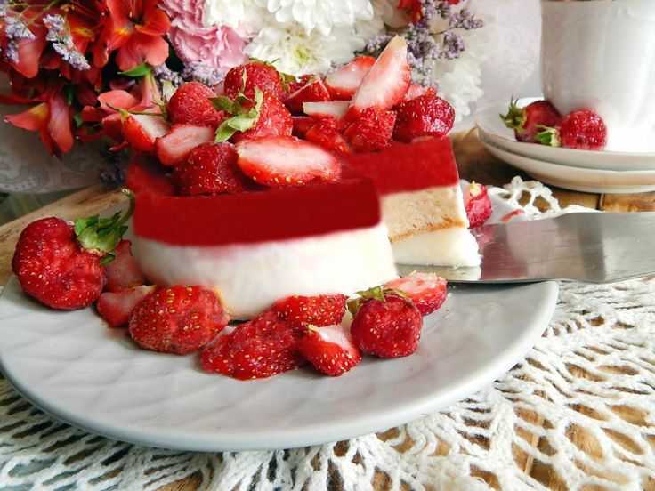 Молочно-ягодный десерт вкус лета