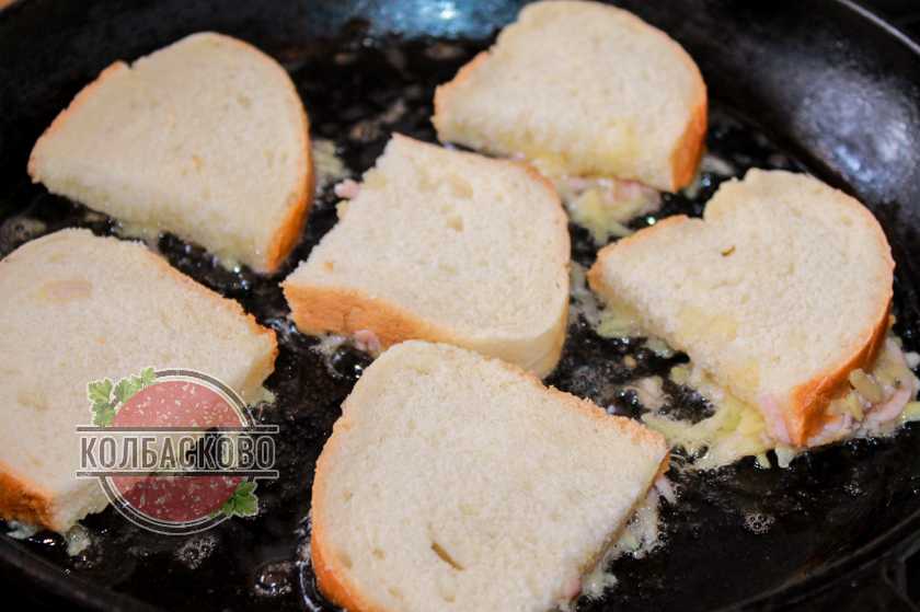 Горячие бутерброды с картошкой на сковороде и в духовке