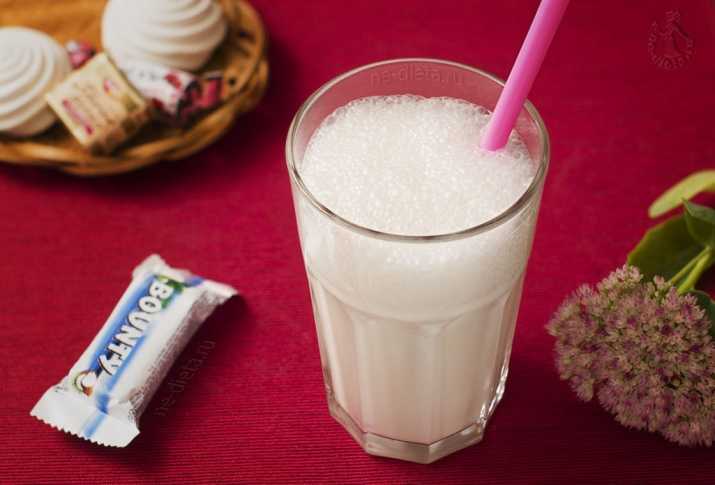 Молочный коктейль с мороженым и сиропом: рецепт своими руками