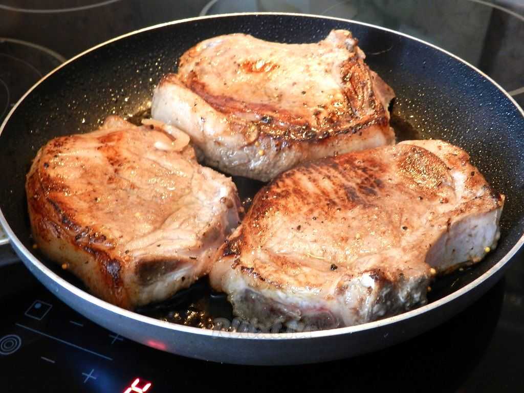 Антрекот из свинины на сковороде пошаговый рецепт быстро и просто от лианы раймановой