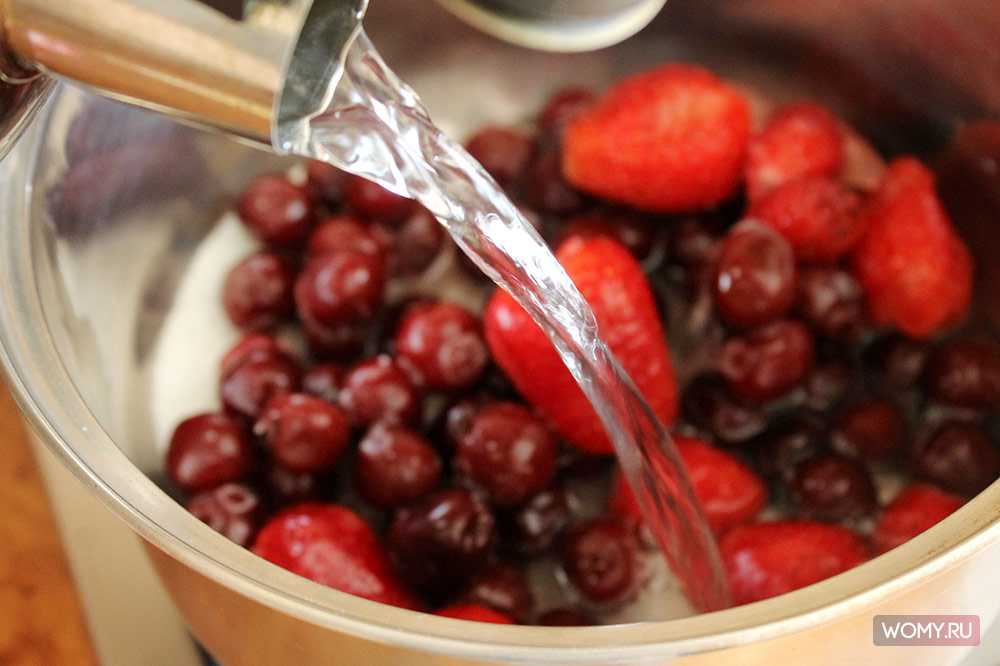 Как приготовить компот из замороженных ягод: клубники, ежевики, брусники: поиск по ингредиентам, советы, отзывы, пошаговые фото, подсчет калорий, изменение порций, похожие рецепты