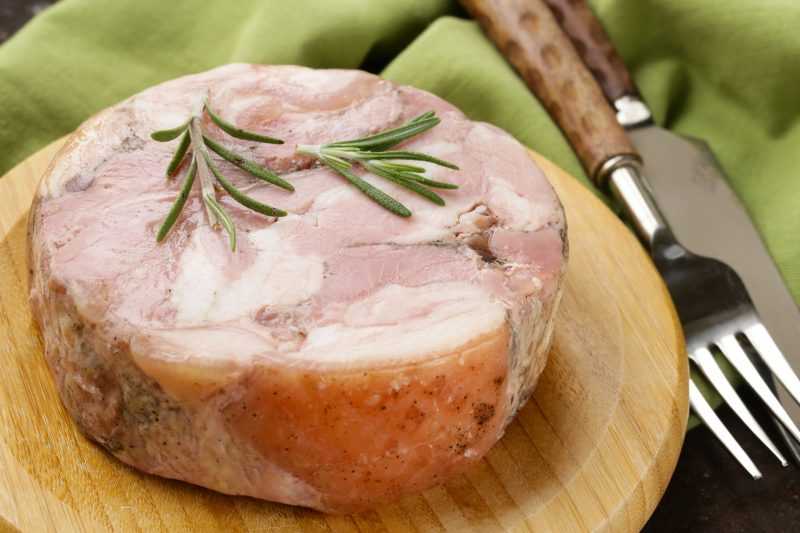 Запеченный карбонад: делаем в рукаве вкуснейшее мясо к новогоднему столу