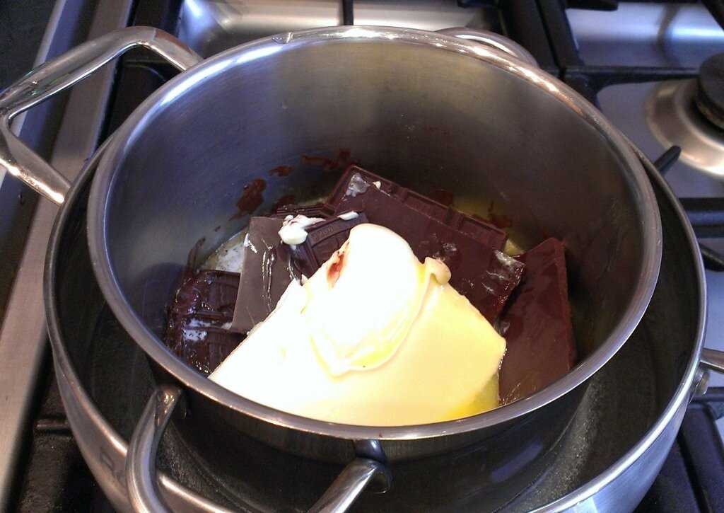 Как расплавлять шоколад для торта
