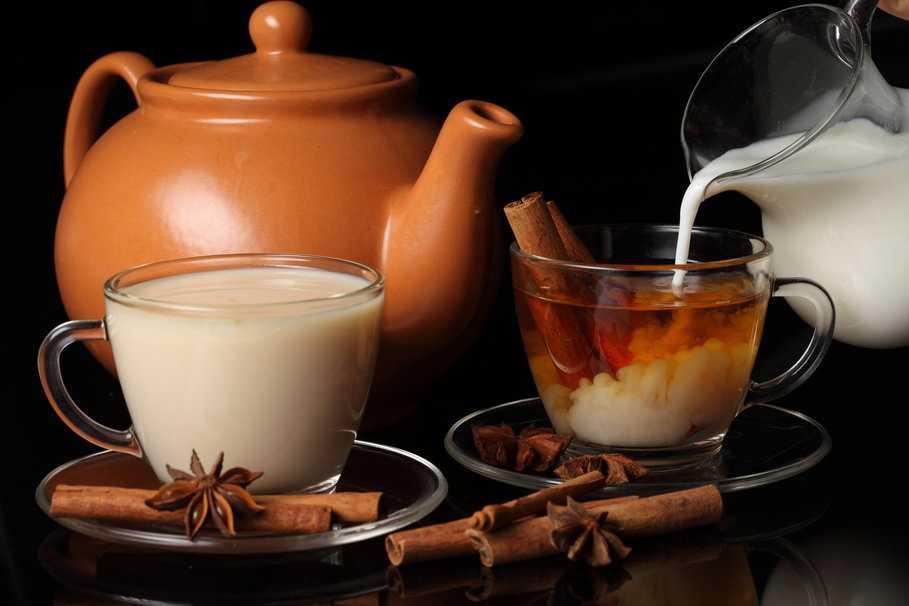 Чай с молоком – вкусный и полезный «коктейль». 4 лучших рецепта