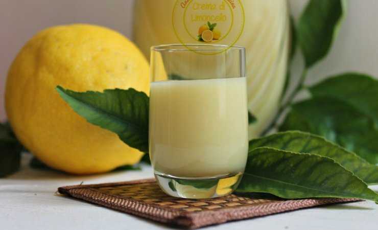 Рецепт приготовления лимонного ликера в домашних условиях