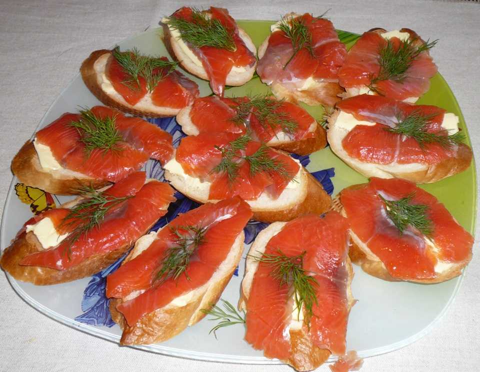 Бутерброды с красной рыбой - королевская еда доступная каждому: рецепты с фото и видео