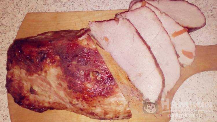 Как приготовить свиной окорок в домашних условиях