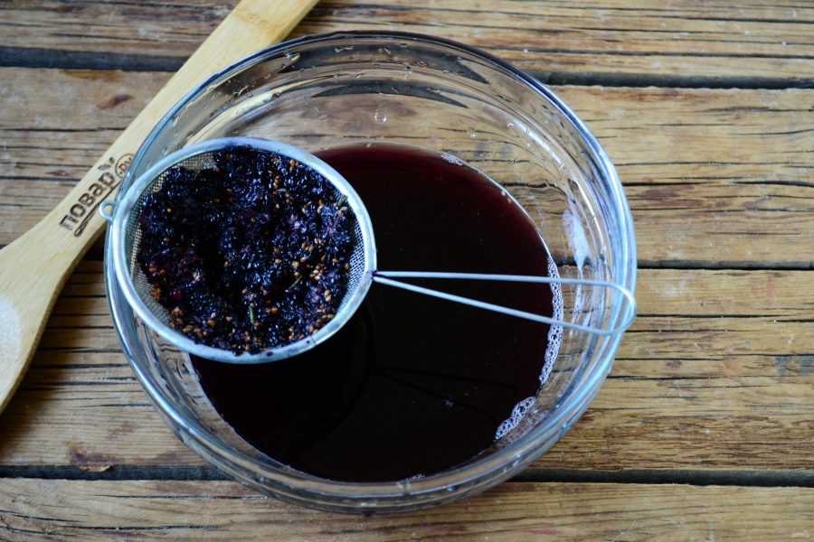 Простые рецепты шелковичного вина для приготовления в домашних условиях, технология изготовления тутового винного игристого напитка