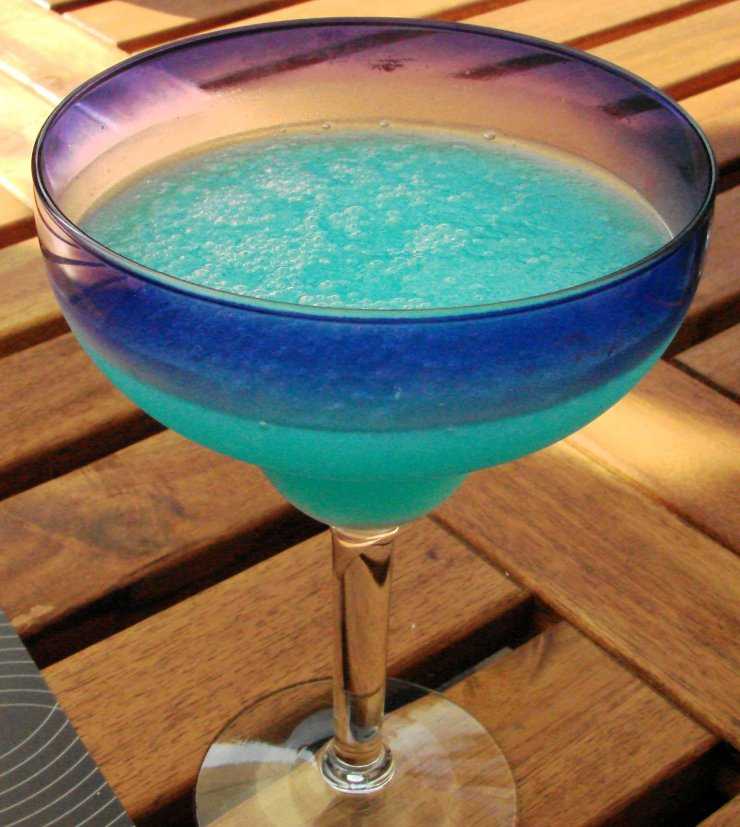 Как пить ликер блю кюрасао(blue curacao) – как правильно пить