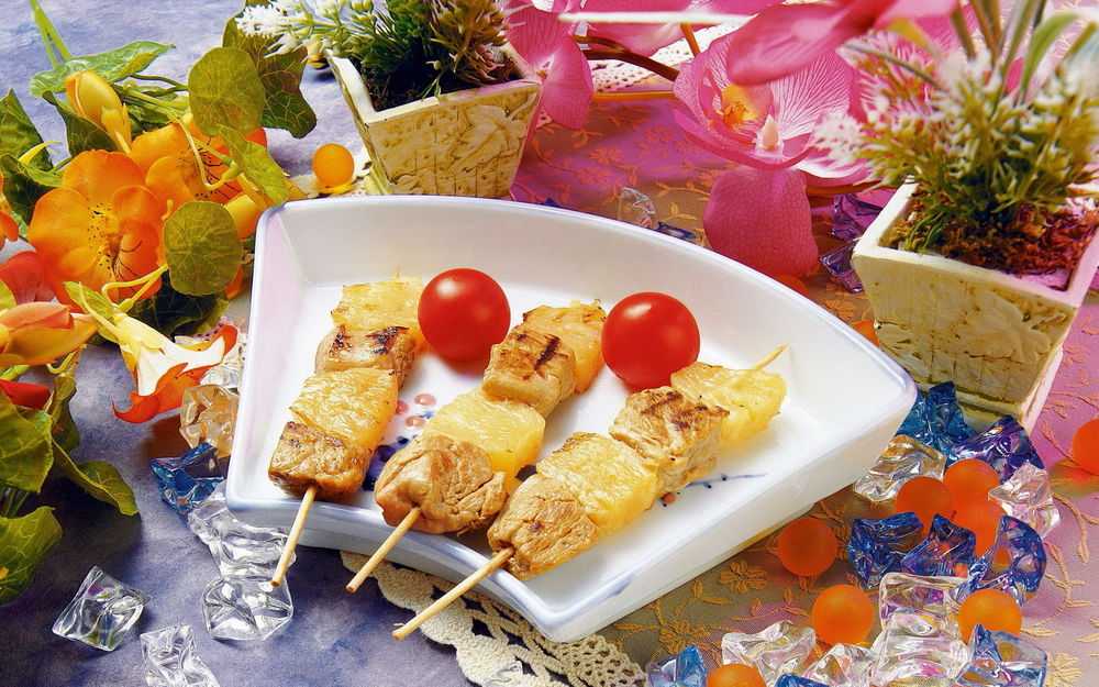Простое и вкусное канапе на шпажках на праздничный стол — фото рецепты. фруктовое канапе, канапе с сыром, мясное канапе, праздничные бутерброды