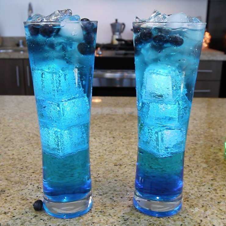 Как приготовить коктейль голубая лагуна