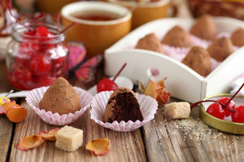 Пошаговый рецепт приготовления трюфельных конфет с фото