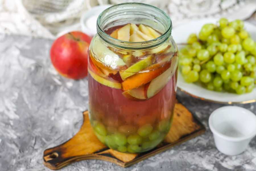 Как сварить компот из яблок в кастрюле вкусно и правильно