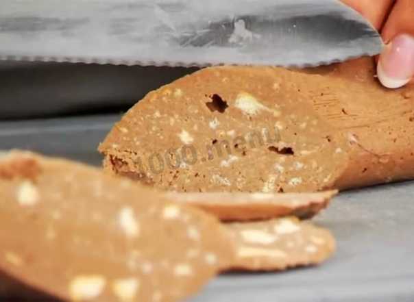 Шоколадная колбаска из печенья со сгущенкой и орехами. рецепт с фото | народные знания от кравченко анатолия