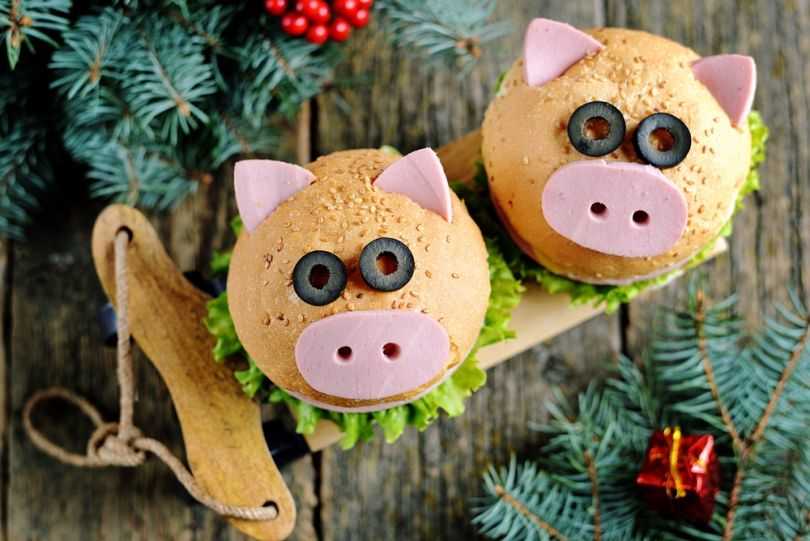 Бутерброды и закуски на новый год 2019: что приготовить новое и интересное в год свиньи