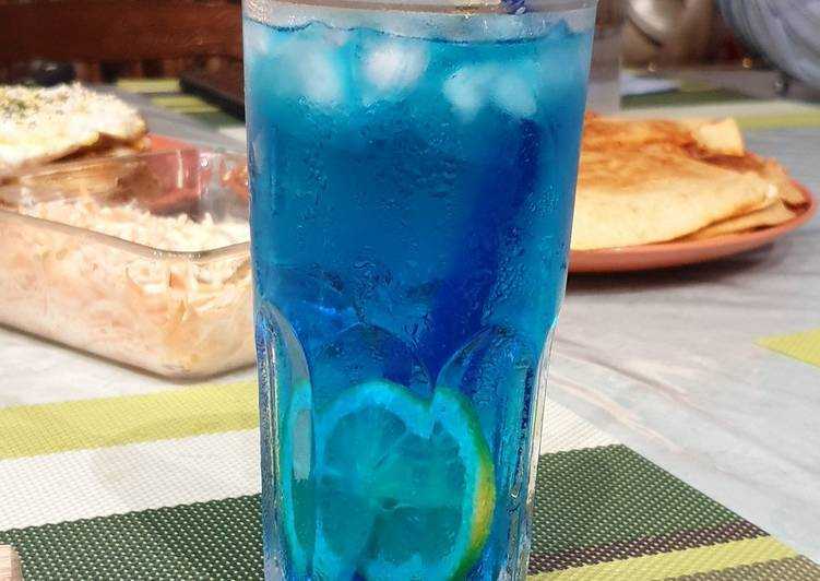 Пошаговый рецепт коктейля голубая лагуна с фото
