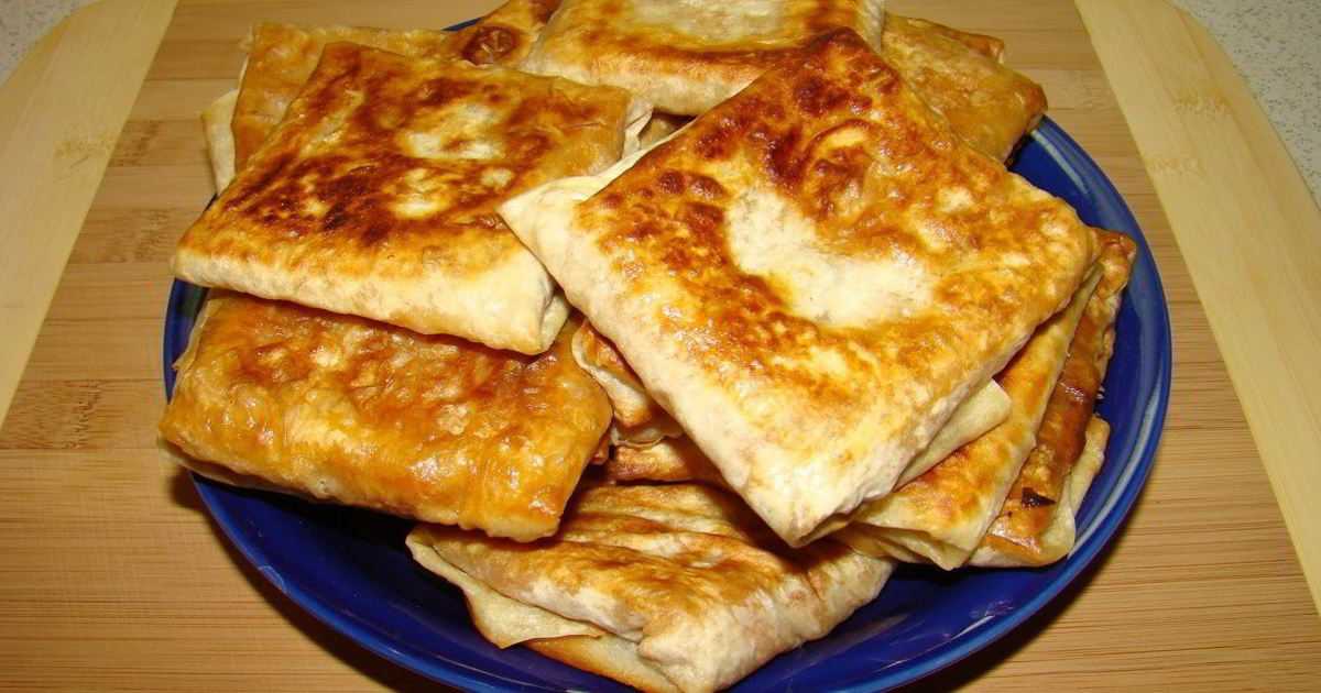 Бутерброды из лаваша на сковороде: пошаговые рецепты с фото