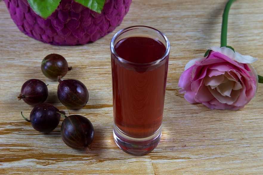 Ликер из виноградного сока на спирту. наливка из винограда — рецепт без водки. рецепт классической настойки из винограда