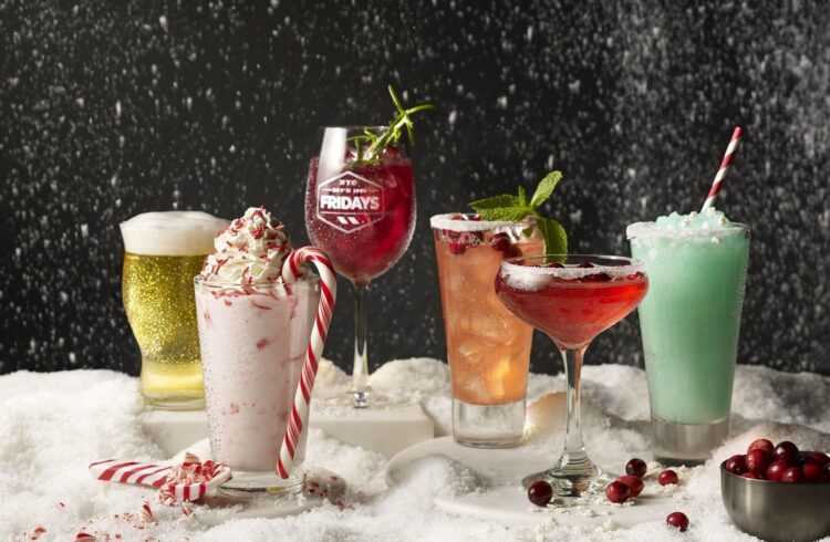 Как приготовить оригинальные и вкусные безалкогольные коктейли на праздничный новогодний стол: рецепты с инструкцией, фото и видео. как красиво украсить безалкогольные коктейли | inwomen